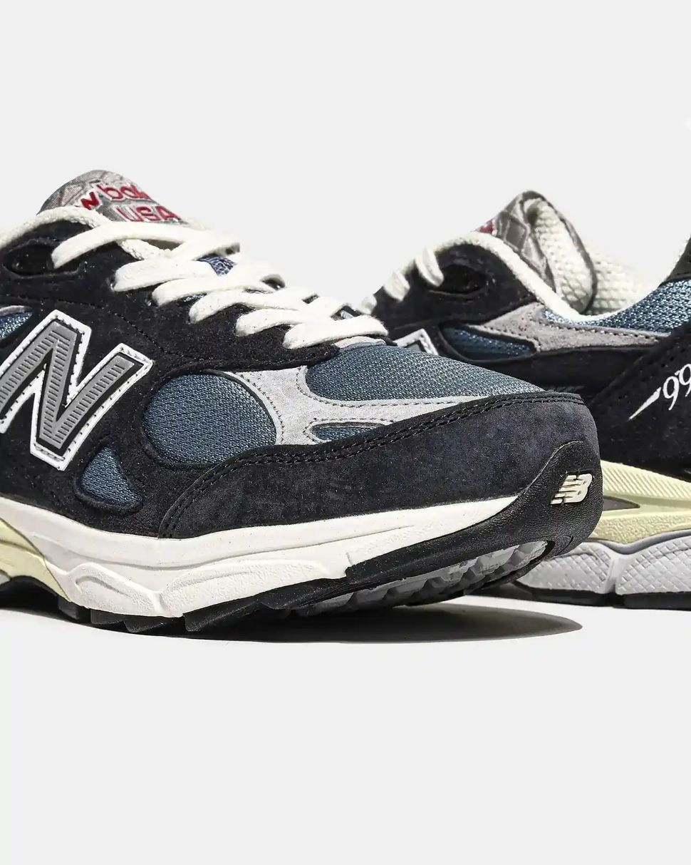 New Balance 990v3 Navy Blue Grey Cream