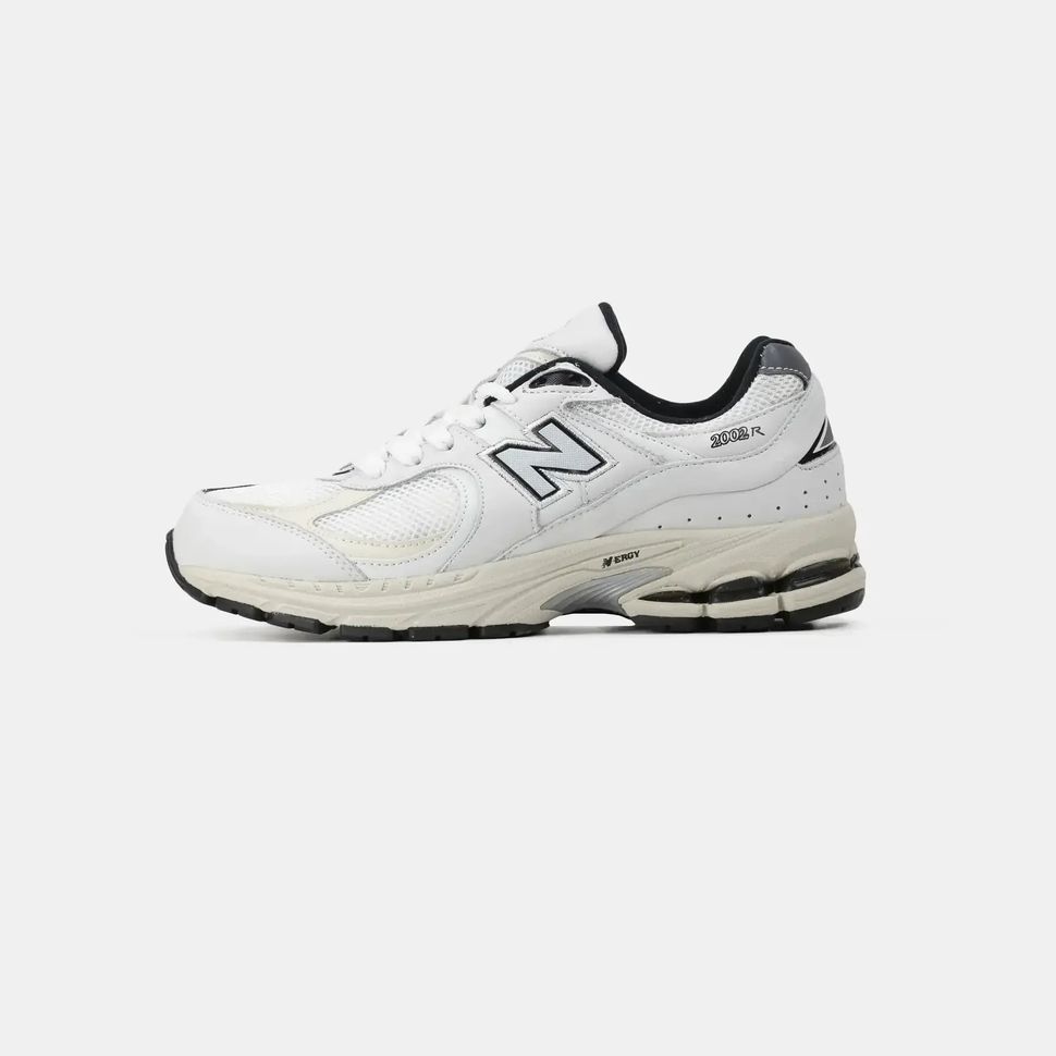 New Balance 2002R White Beige, 36