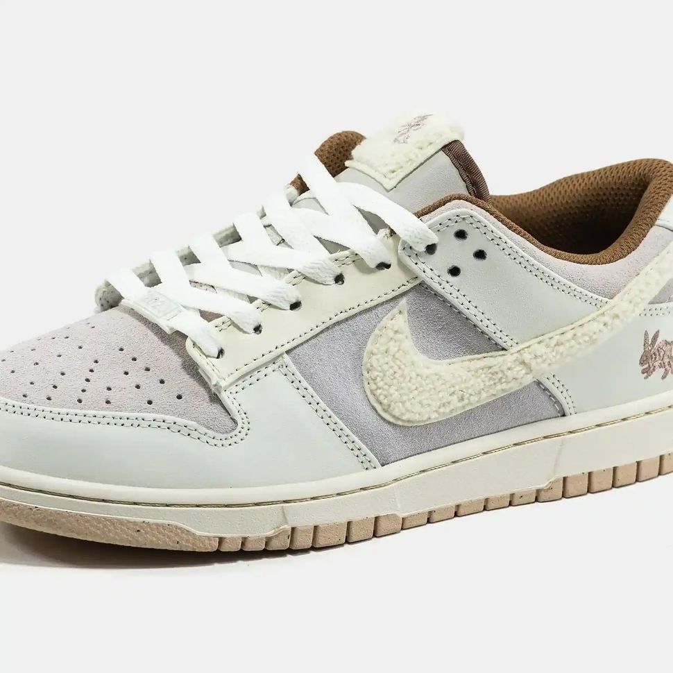 Nike Dunk Low &ldquo;Year of the Rabbit Cream, Light Grey, Brown&rdquo;