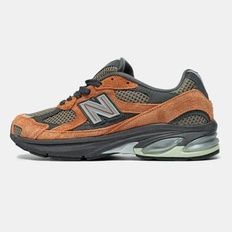 New Balance 2010 Brown Black, 41