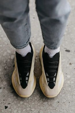 Adidas Yeezy 700 V3 Azael