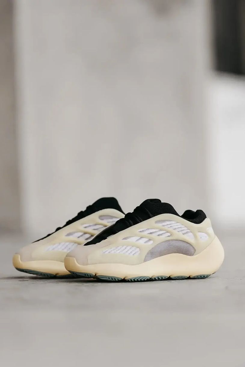 Adidas Yeezy 700 V3 Azael