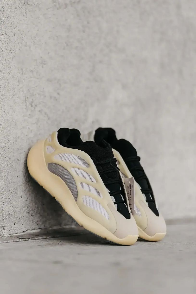 Adidas Yeezy 700 V3 Azael