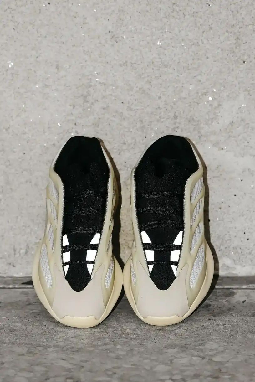 Adidas Yeezy 700 V3 Azael