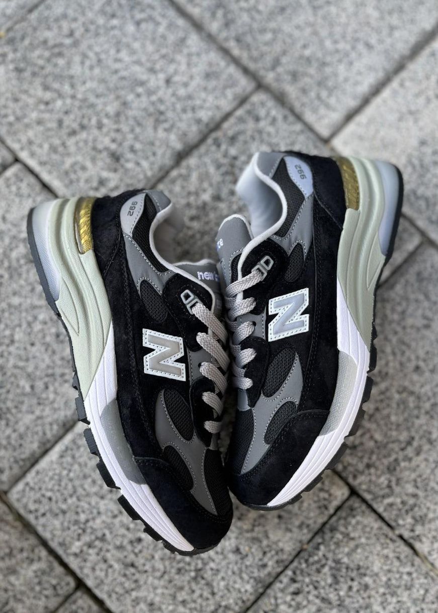 Кроссовки New Balance 992 Black White Grey 1561 фото