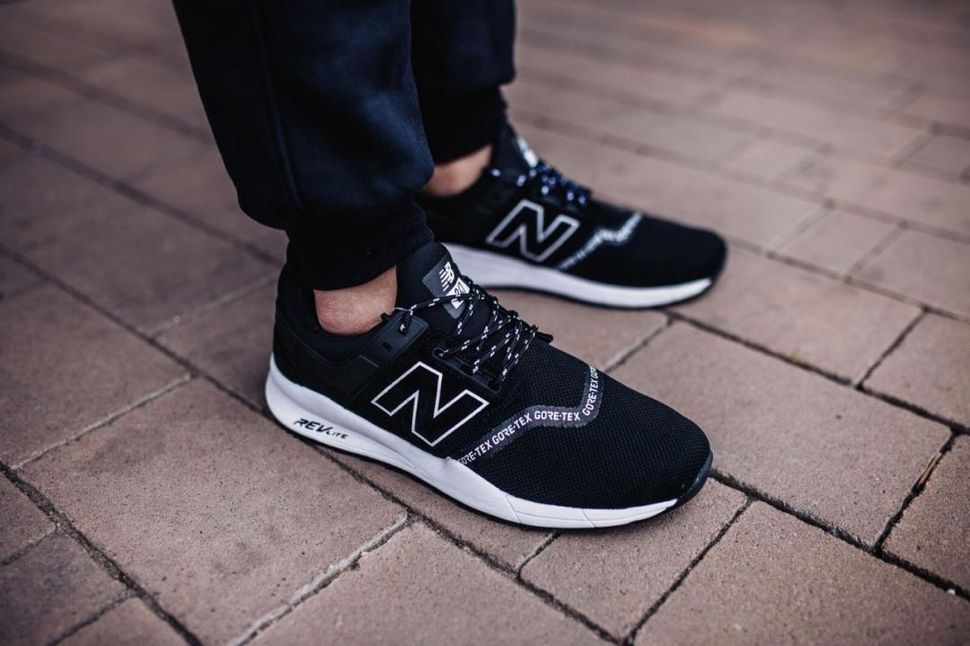 Кроссовки New Balance 247 Black White 3523 фото