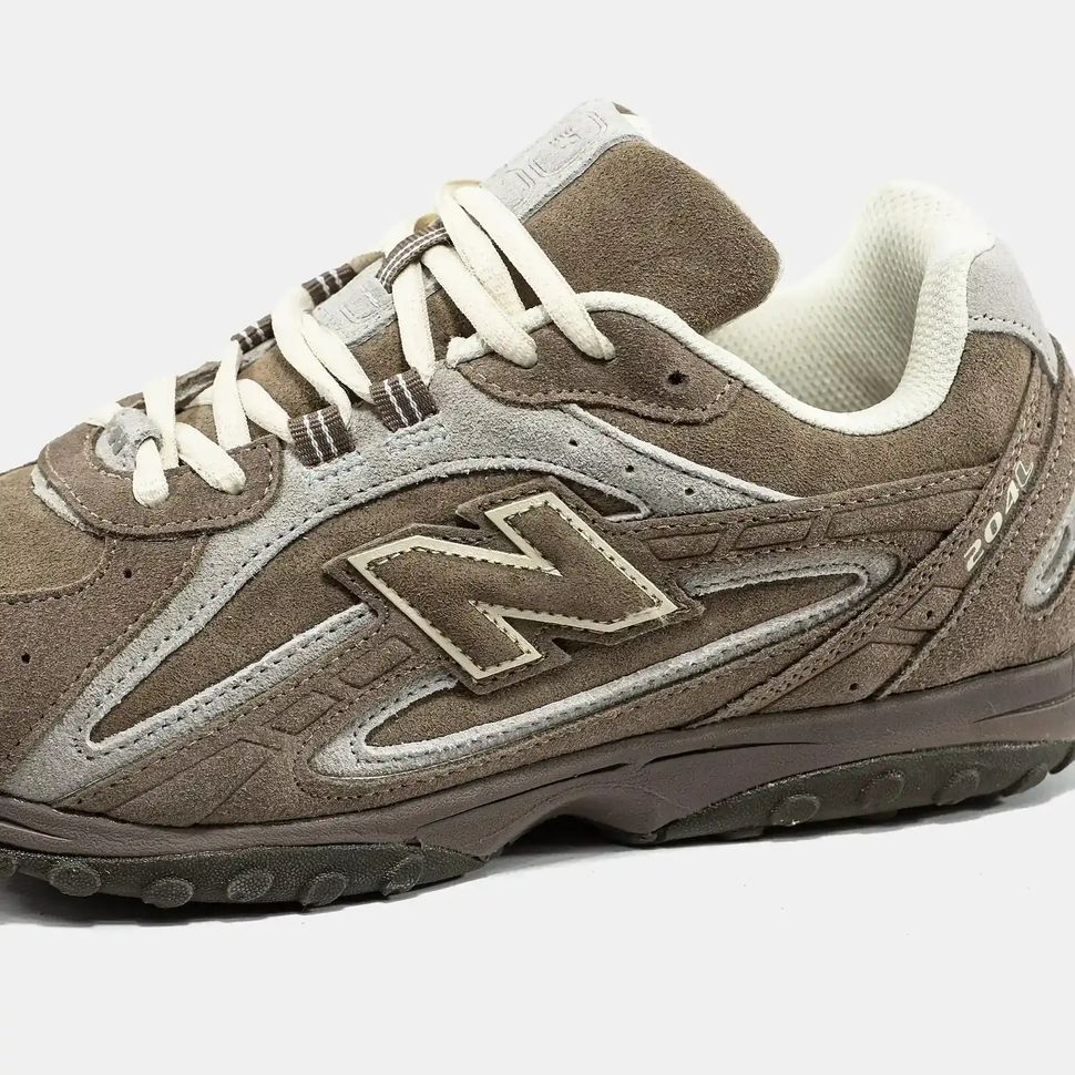 New Balance 204L Brown Suede