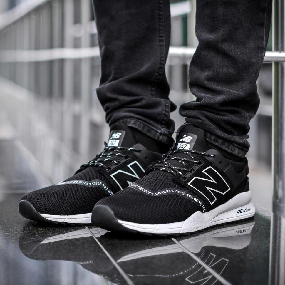 Кроссовки New Balance 247 Black White 3523 фото