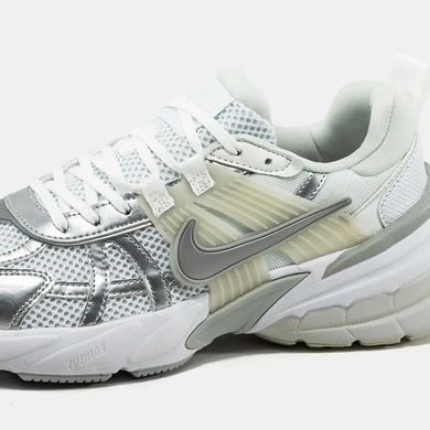 Nike V2K Runtekk White Silver