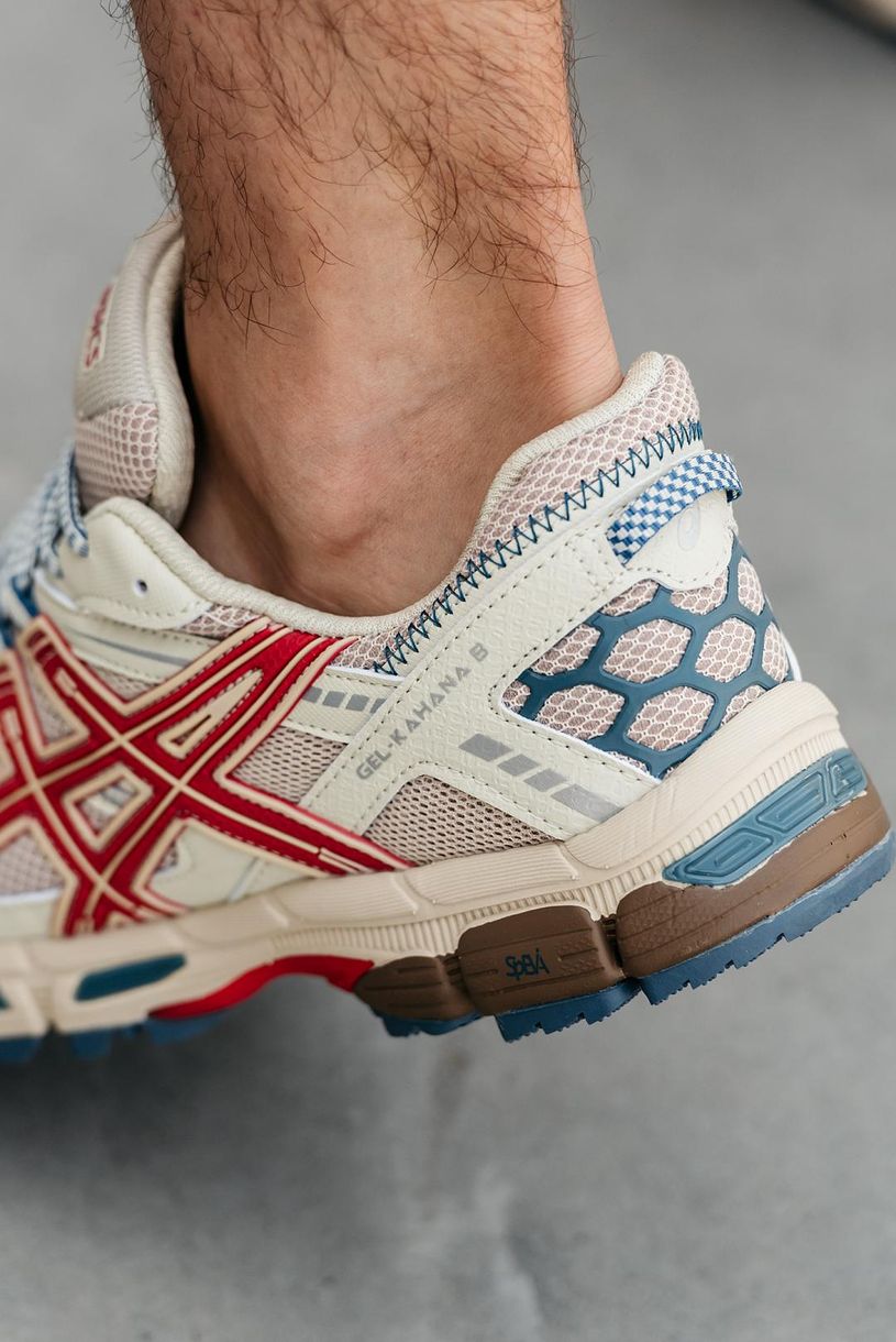 Кроссовки Asics Gel-Kahana 8 Beige Red 9539 фото