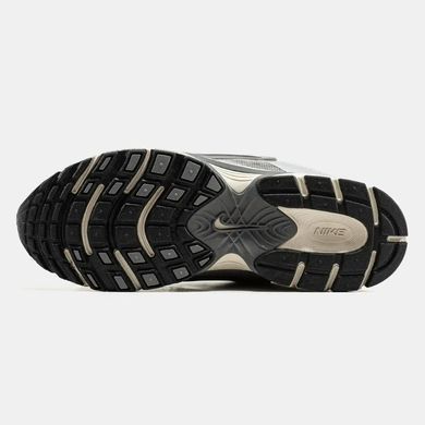 Nike V5 RNR Silver Grey