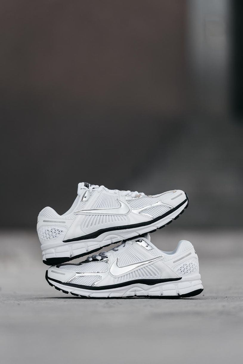 Кросівки Nike Zoom Vomero 5 White Black Silver 1810 фото