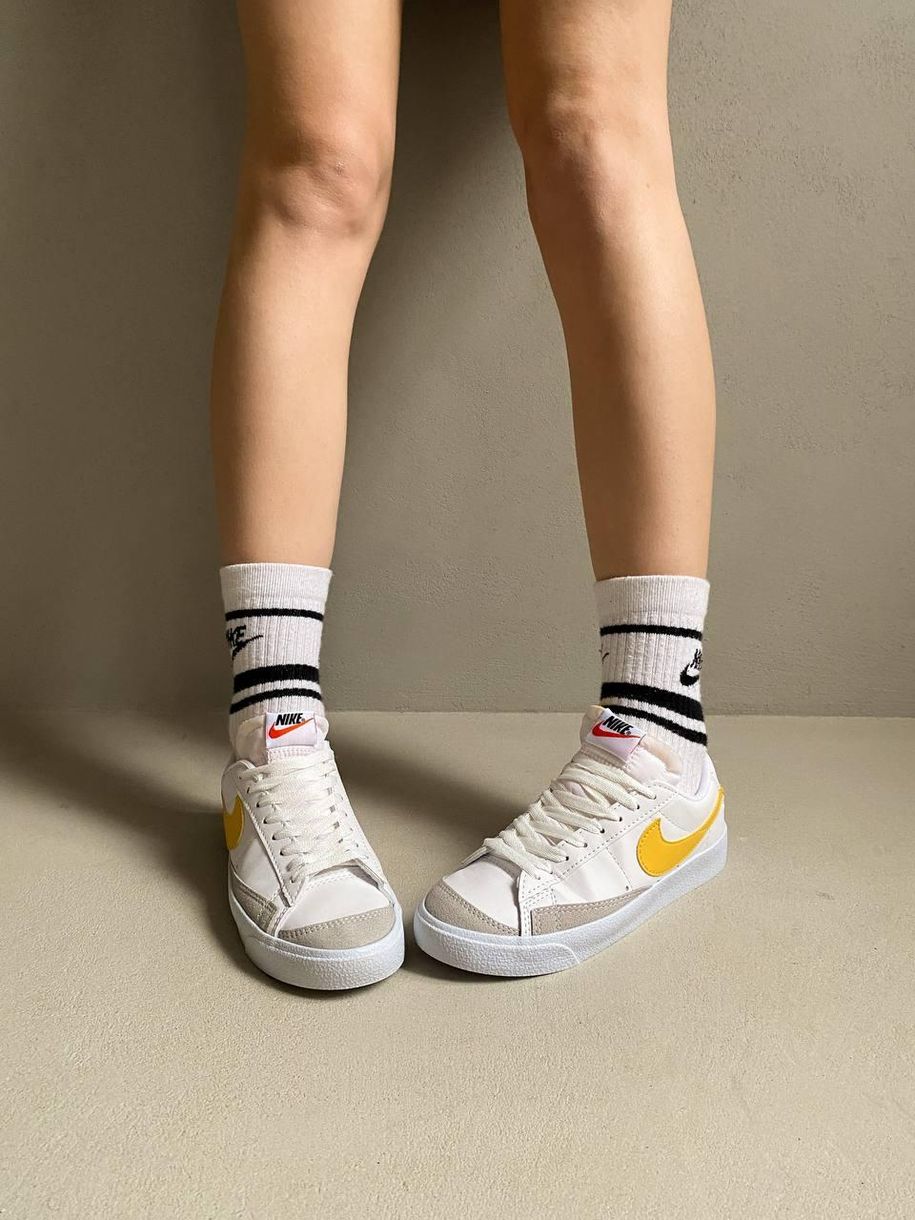 Кроссовки Nike Blazer Low Yellow 7022 фото