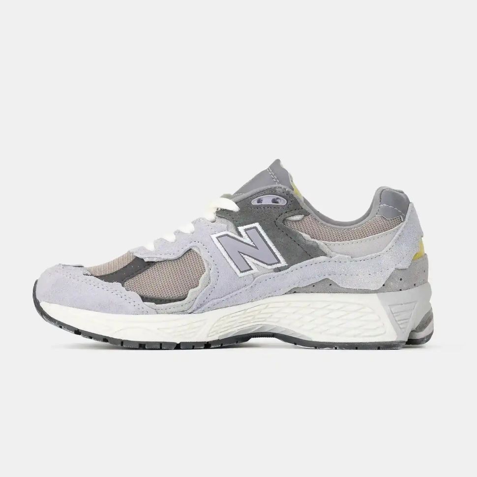 New Balance 2002R Protection Pack Grey Beige