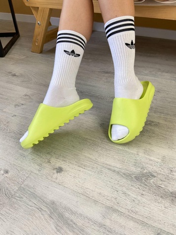 Шльопанці Adidas Yeezy Slide Glow Green 8381 фото