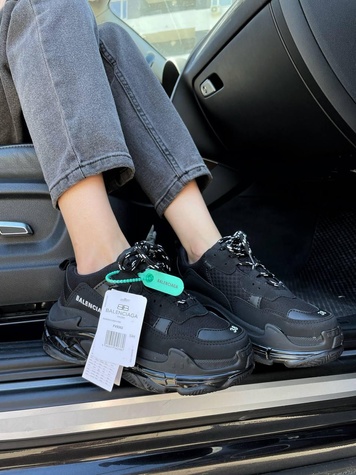 Кросівки Balenciaga Triple S Clear Sole Black 3455 фото