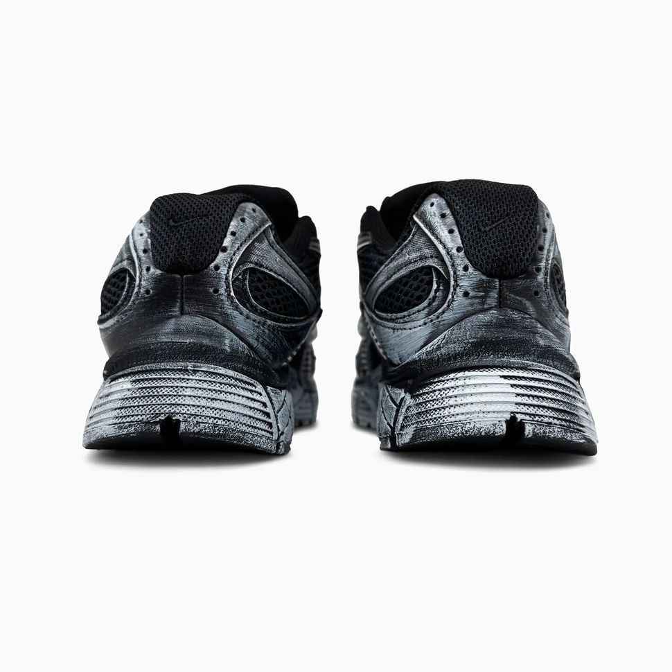 Nike V5 RNR Black Distressed, 37