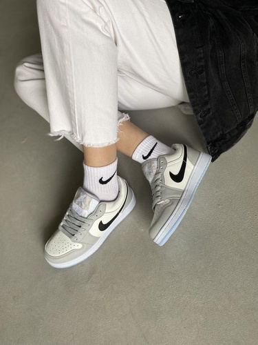 Nike Air Jordan 1 Low White Grey 8468 фото