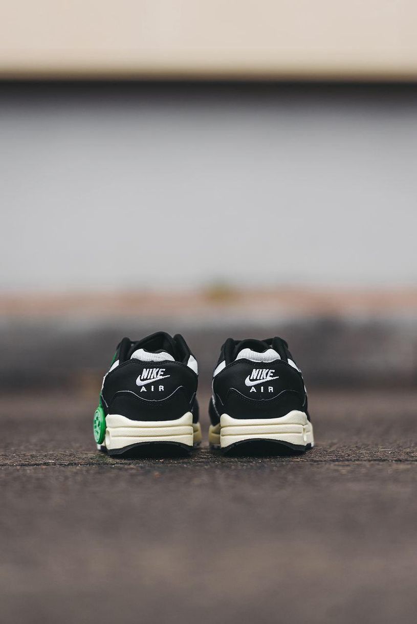Кросівки Nike Air Max 1 x Patta Black White v2 543 фото