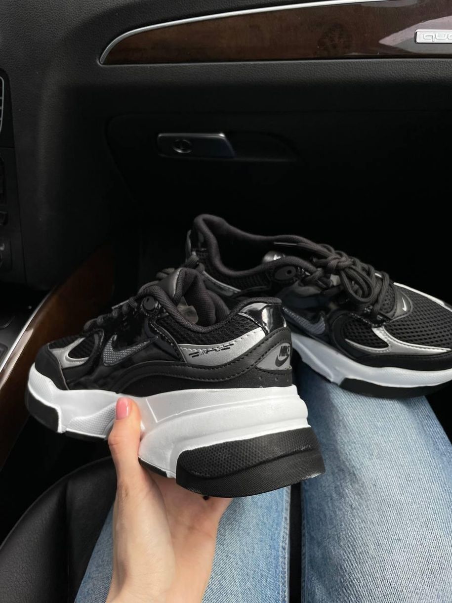 Кросівки Nike Pro Black White v2 30 фото