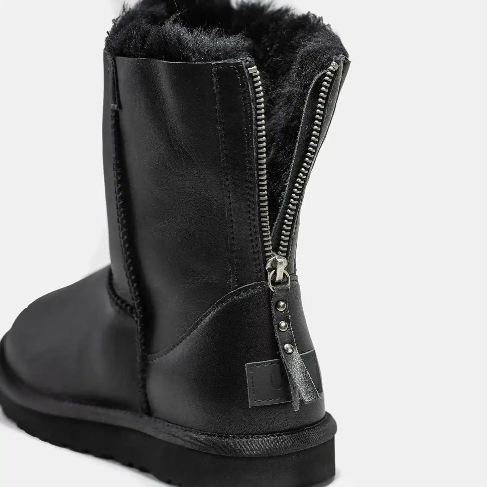 UGG Classic Short Zip Black, 37