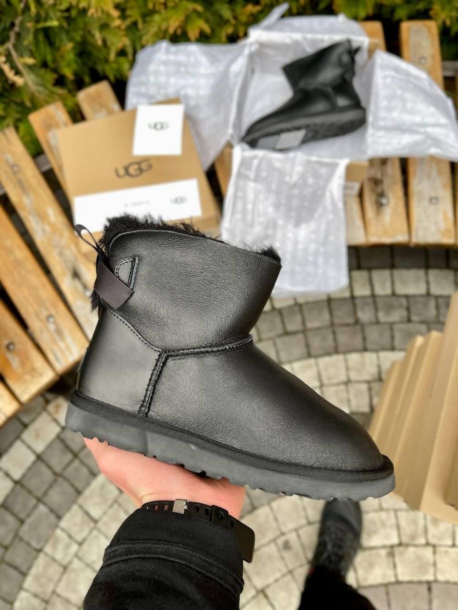 Зимові чоботи Ugg Bailey Bow Leather 9969 фото