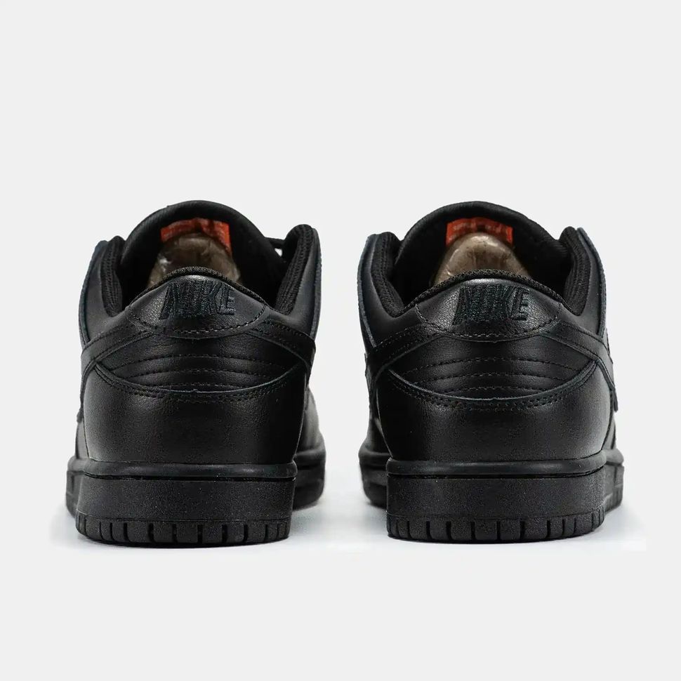 Nike SB Dunk Low Triple Black Leather