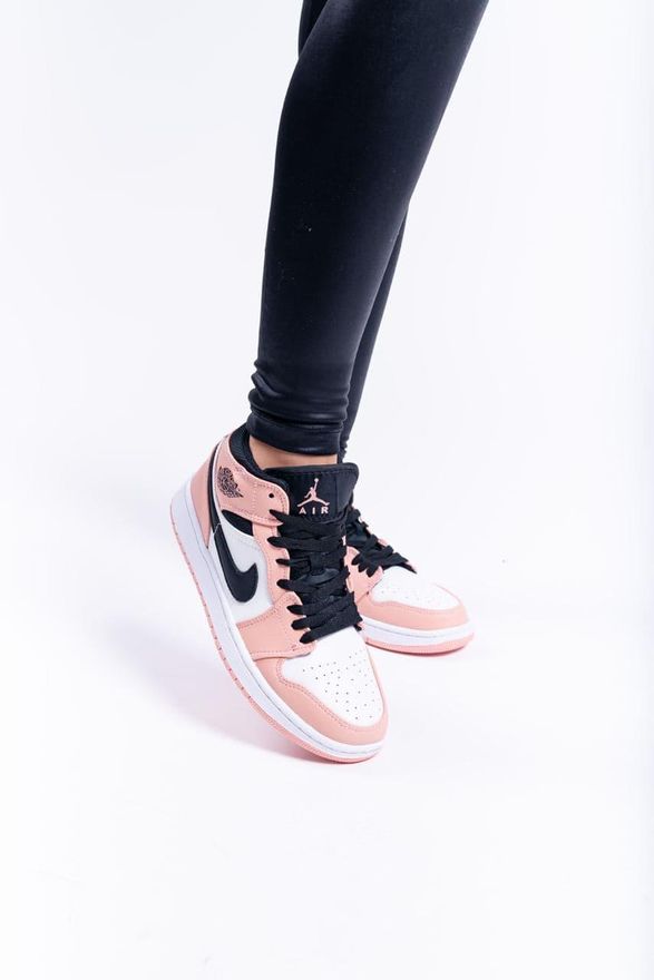 nike pink air jordan