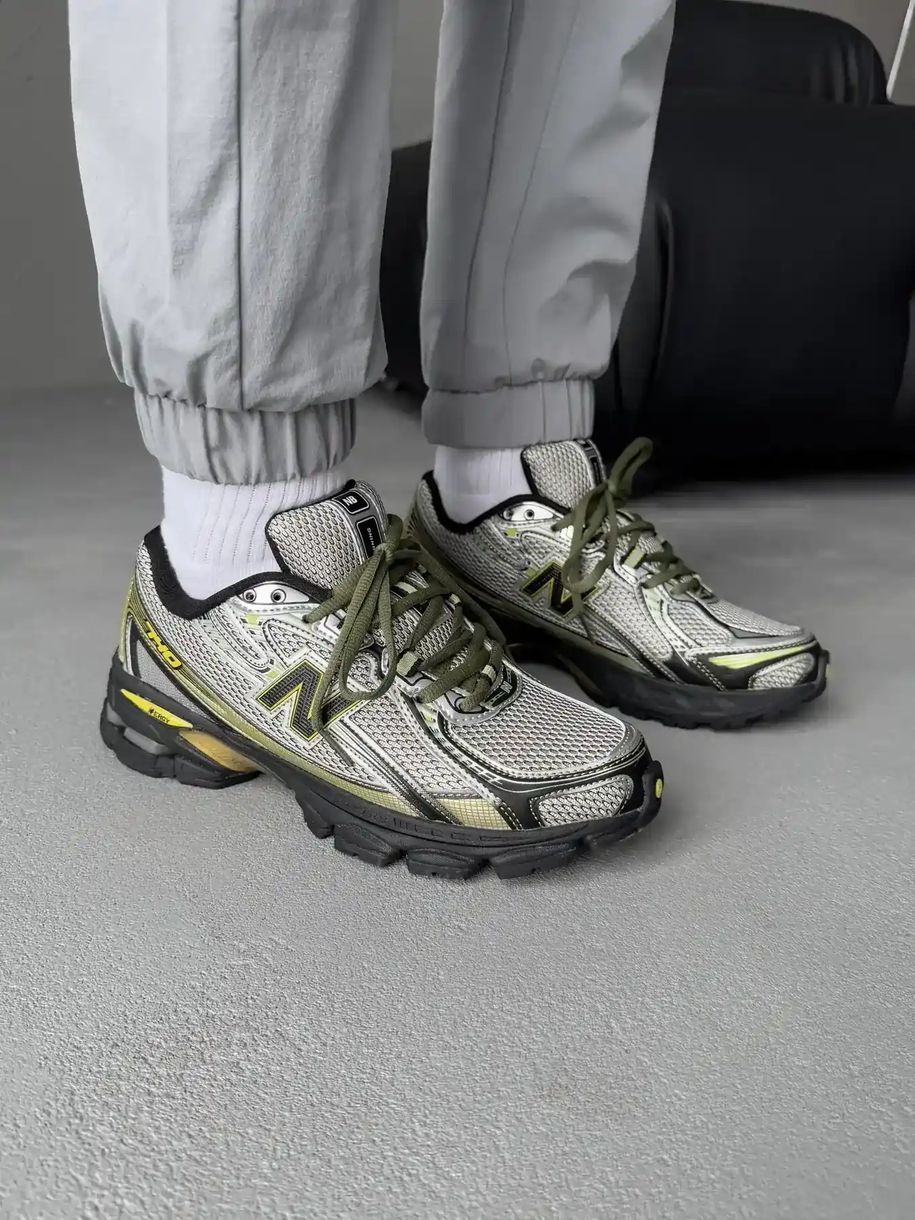 New Balance 740 Grey Black Yellow