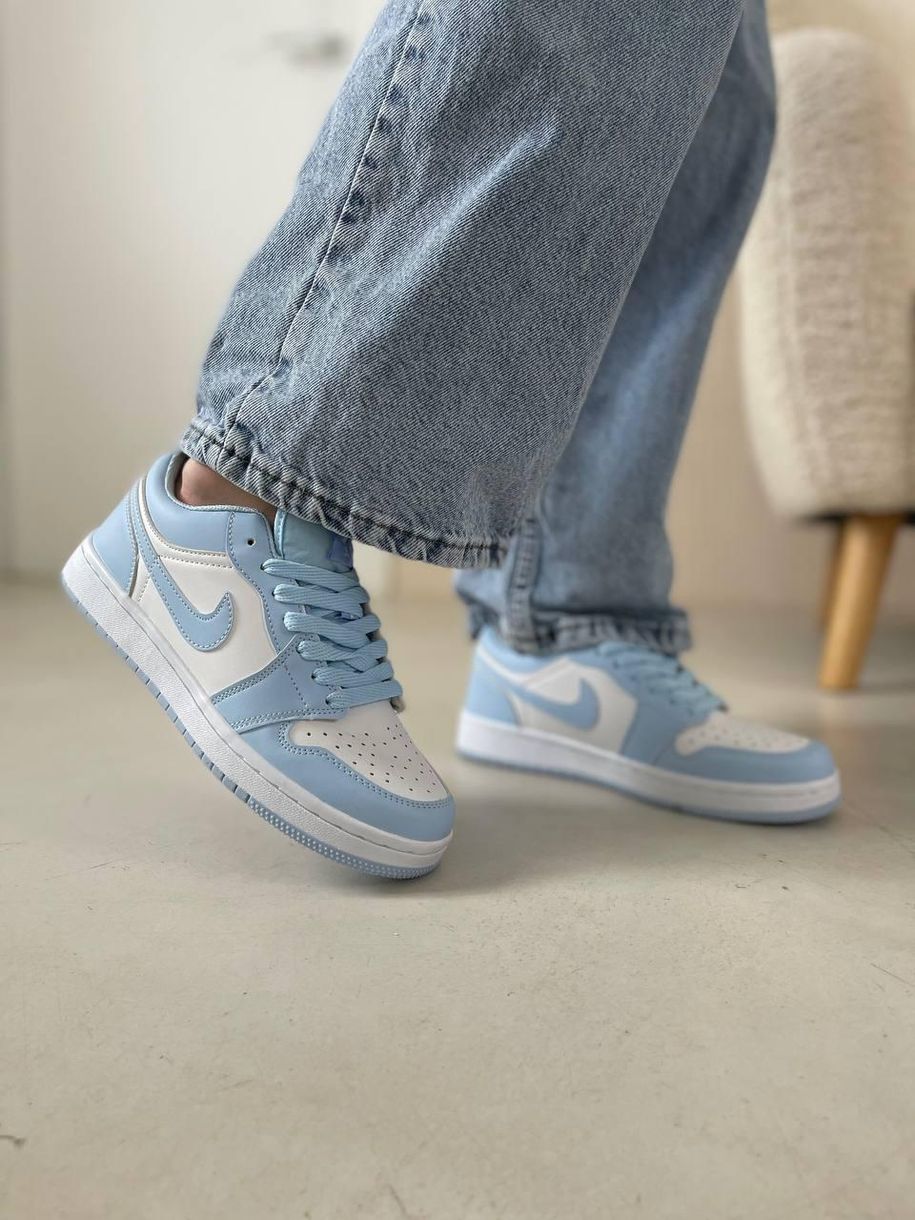 Баскетбольні кросівки Nike Air Jordan Retro 1 Blue White 7627 фото