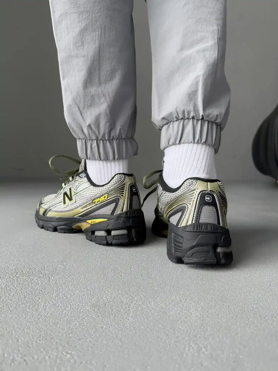 New Balance 740 Grey Black Yellow
