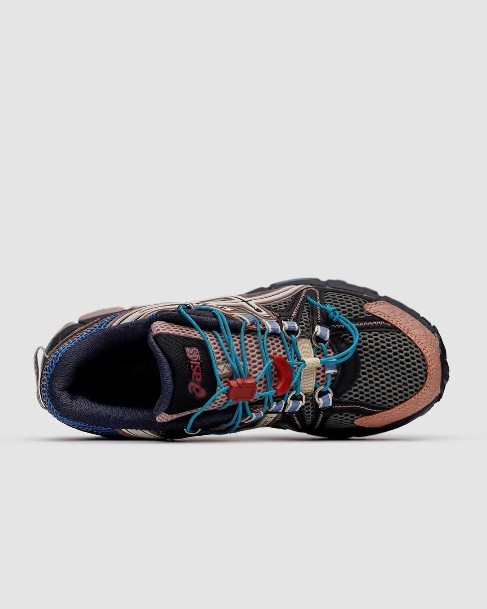 Asics Gel-Kahana 8 Brown Blue Red, 37