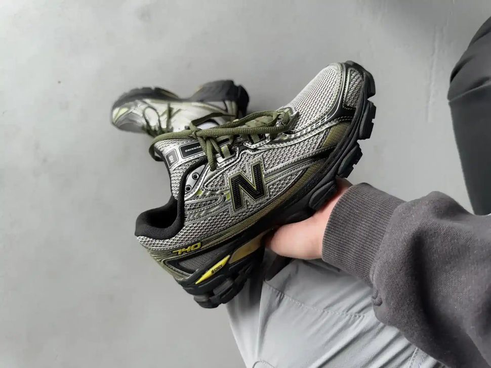 New Balance 740 Grey Black Yellow