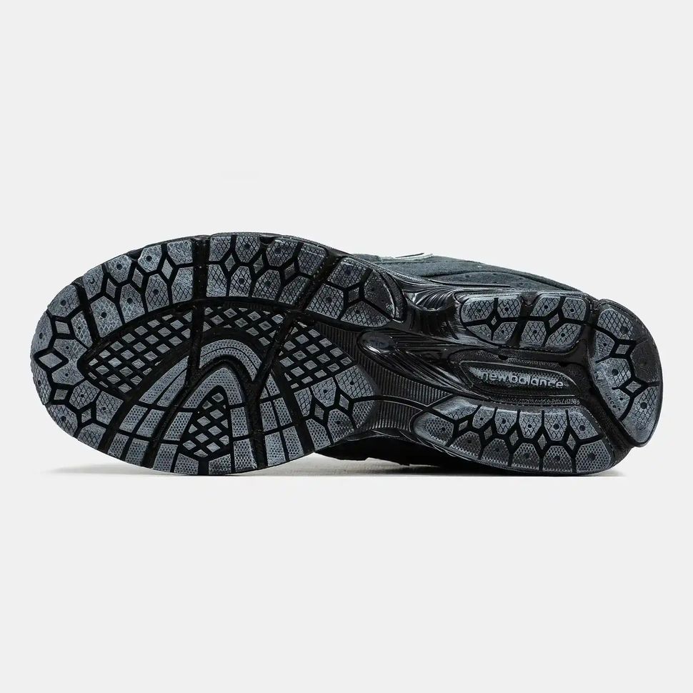 New Balance 2002R Triple Black Reflective