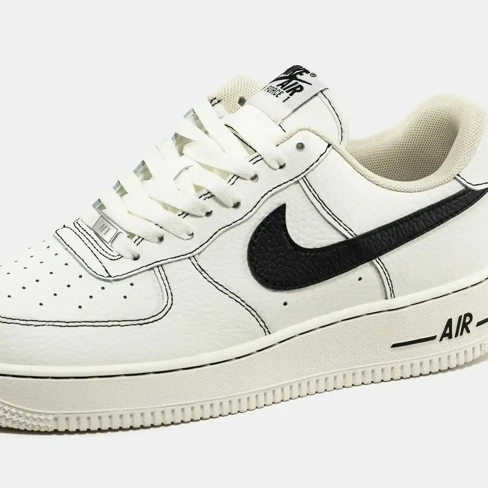 Nike Air Force 1 Low White Black Outline