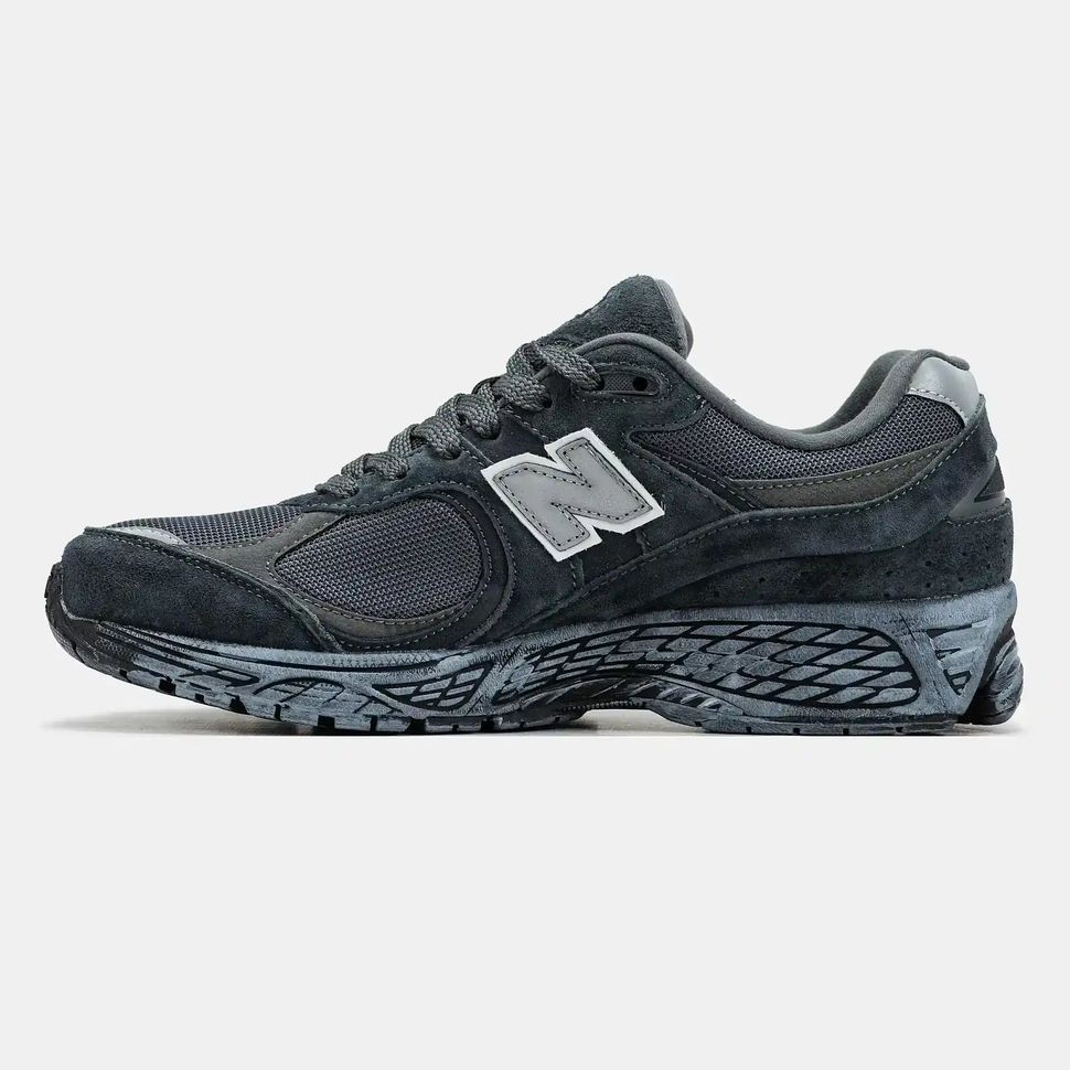 New Balance 2002R Triple Black Reflective