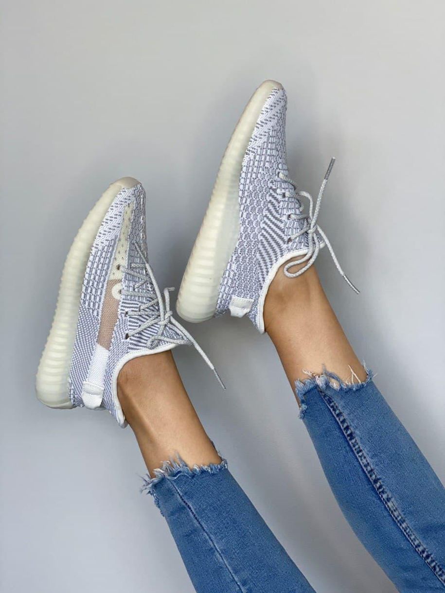 Кросівки Adidas Yeezy Boost 350 V2 Static Reflective Laces 3026 фото