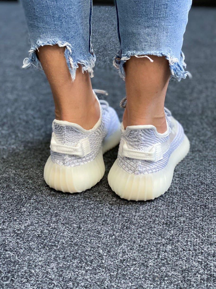 Adidas Yeezy Boost 350 V2 Static Reflective Laces 3026 фото