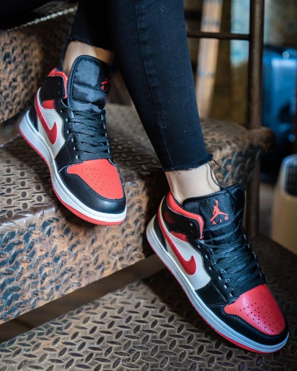 Nike Air Jordan Retro1 Black Red 6383 фото