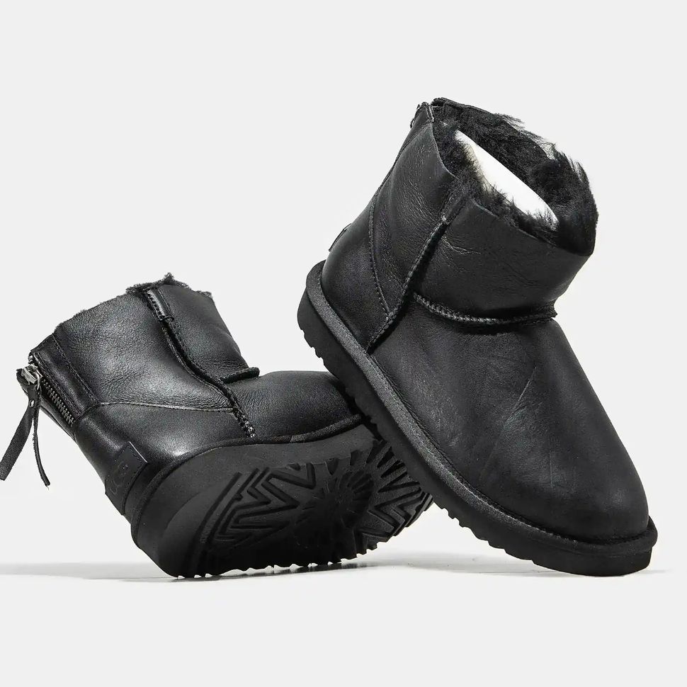 UGG Classic Mini Zip Black, 36