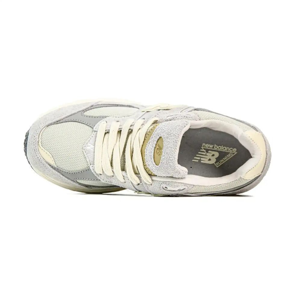 New Balance 2002R Light Cream Grey