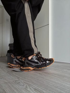 Balenciaga 3XL Black Orange, 36