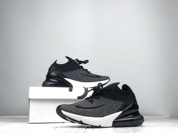 Кросівки Nike Air Max 270 Flyknit Black Grey White 826 фото