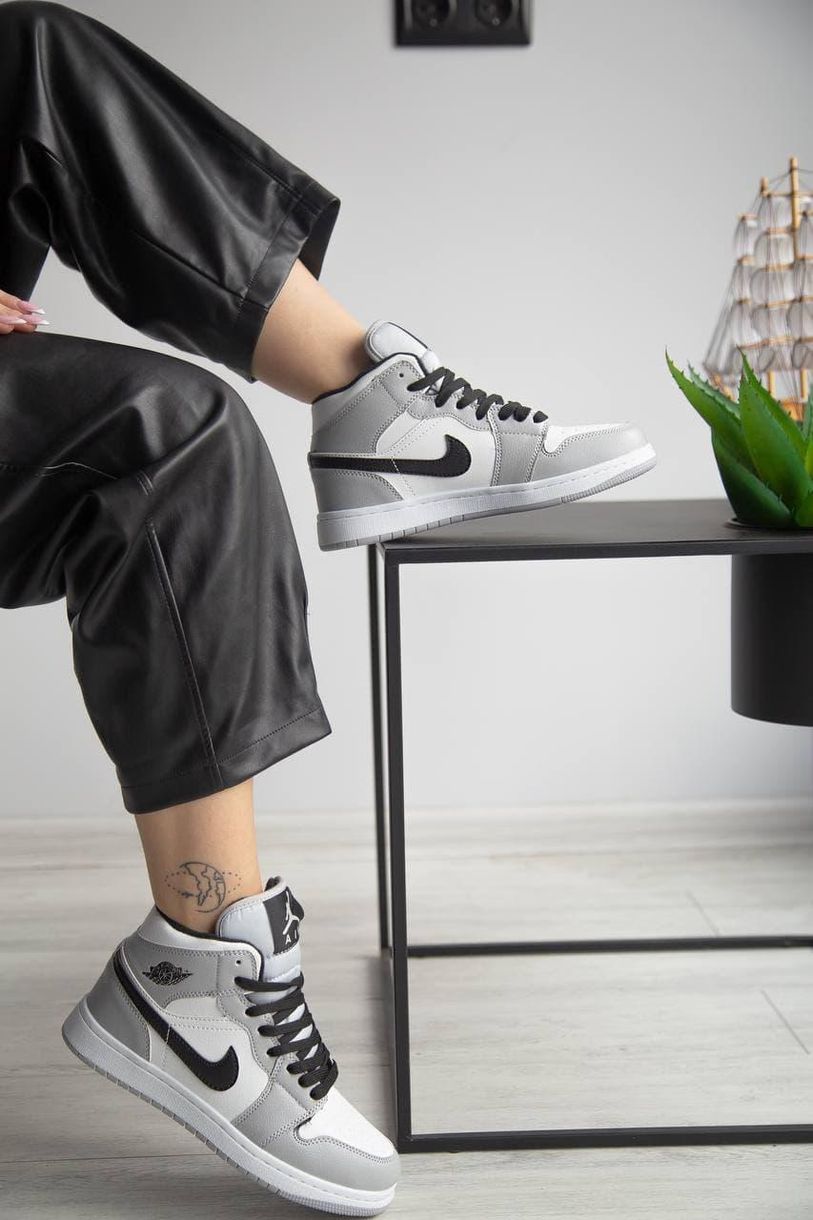 Nike Air Jordan 1 Grey Fur 2.0 5905 фото