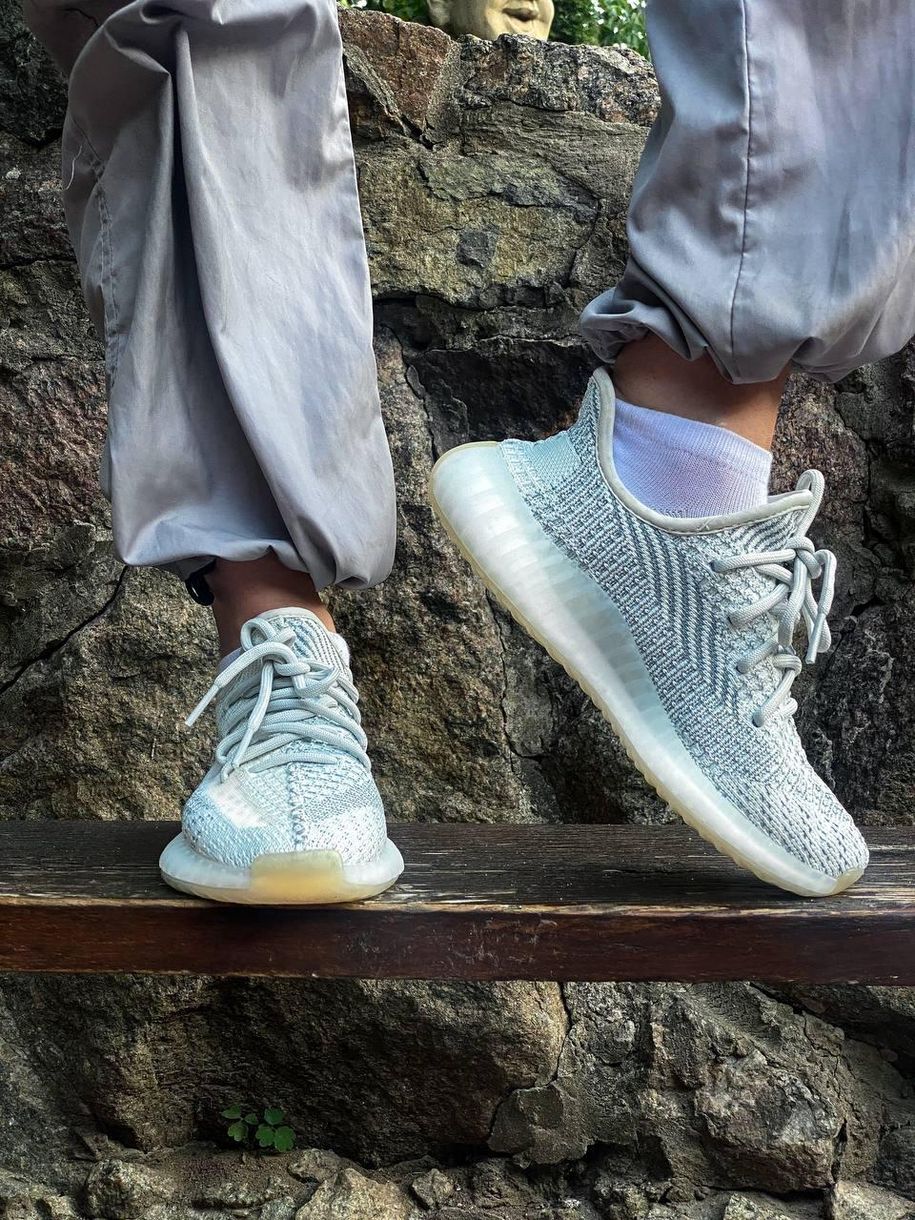 Кросівки Adidas Yeezy 350 V2 Cloud White 1 5500 фото