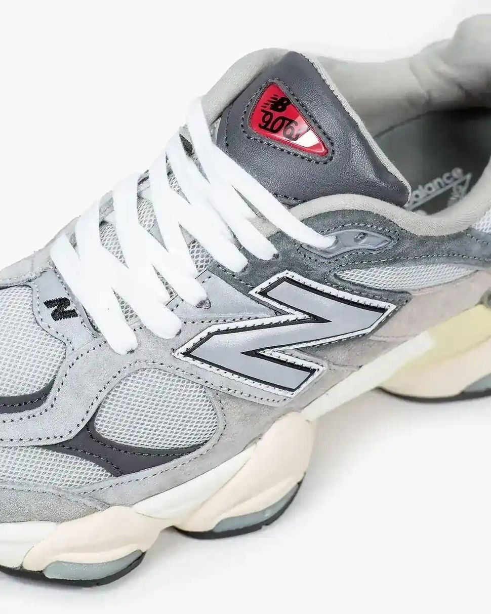 New Balance 9060 Grey Cream