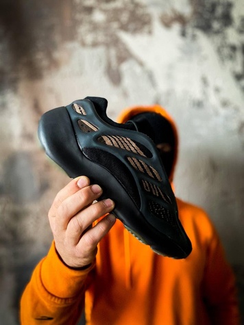 Кросівки Adidas Yeezy Boost 700 V3 Clay Brown 3189 фото