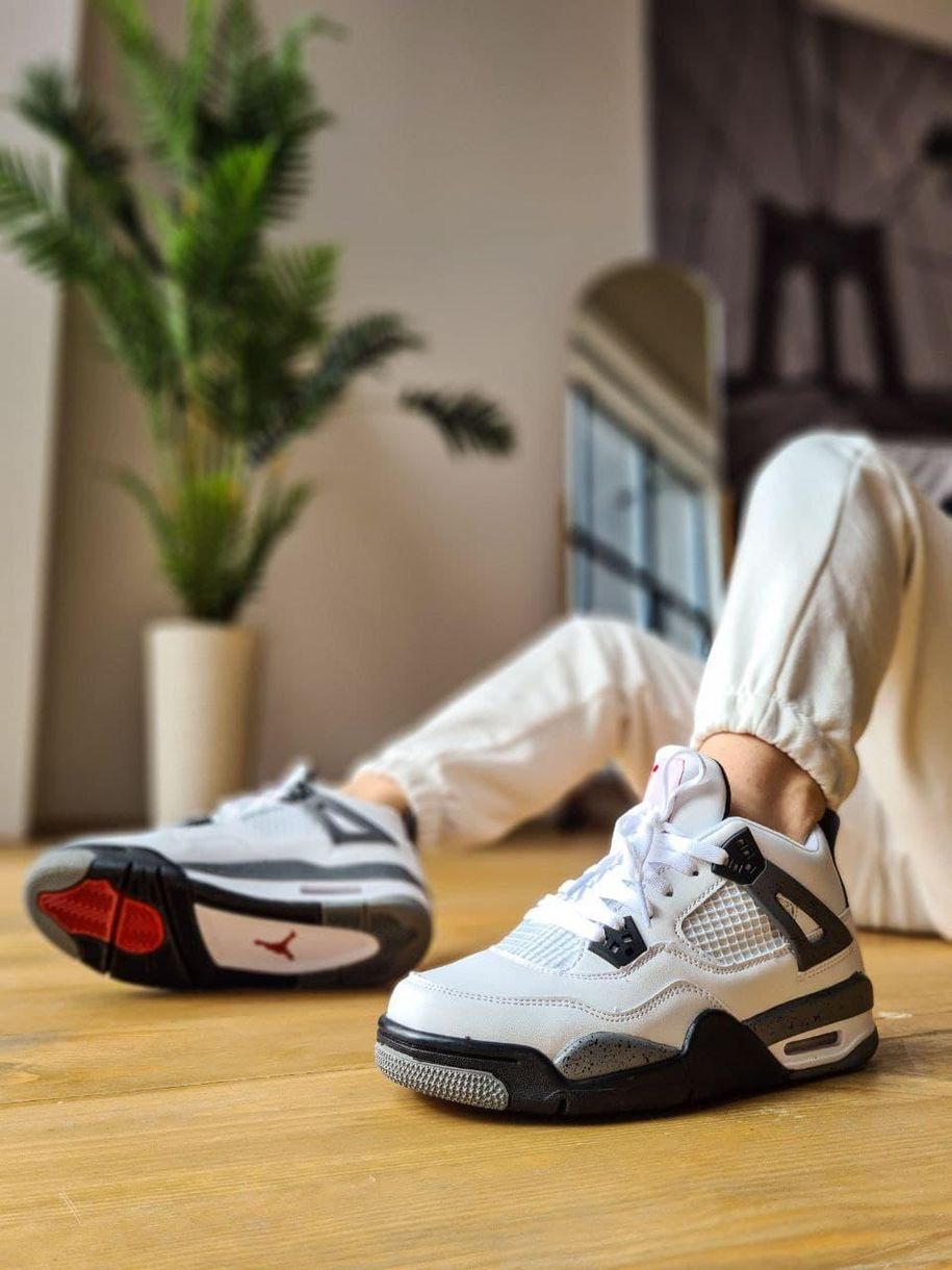 Баскетбольные кроссовки Nike Air Jordan Retro 4 White Cement 2198 фото