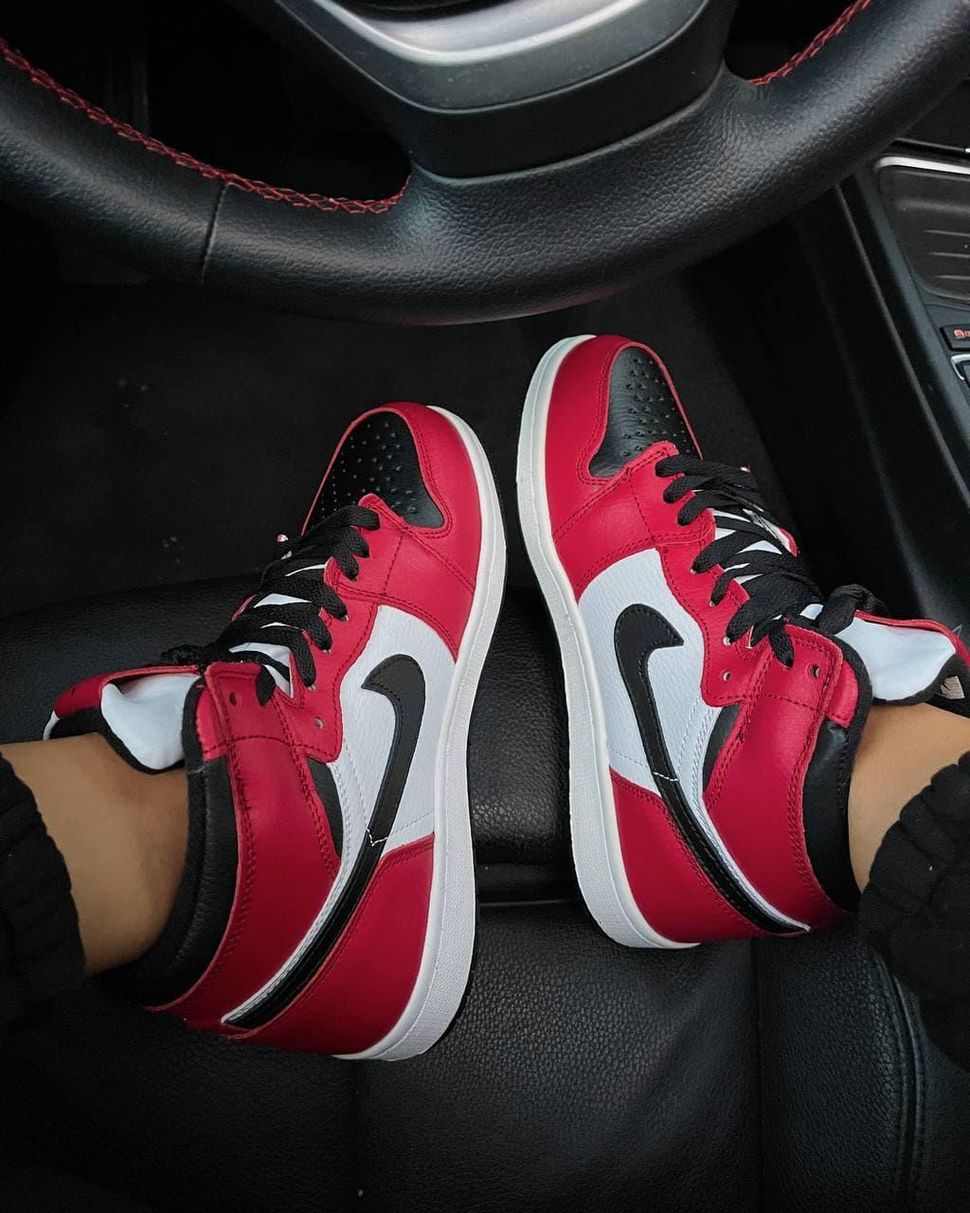 Nike Air Jordan 1 red black FUR (RF) 6427 фото