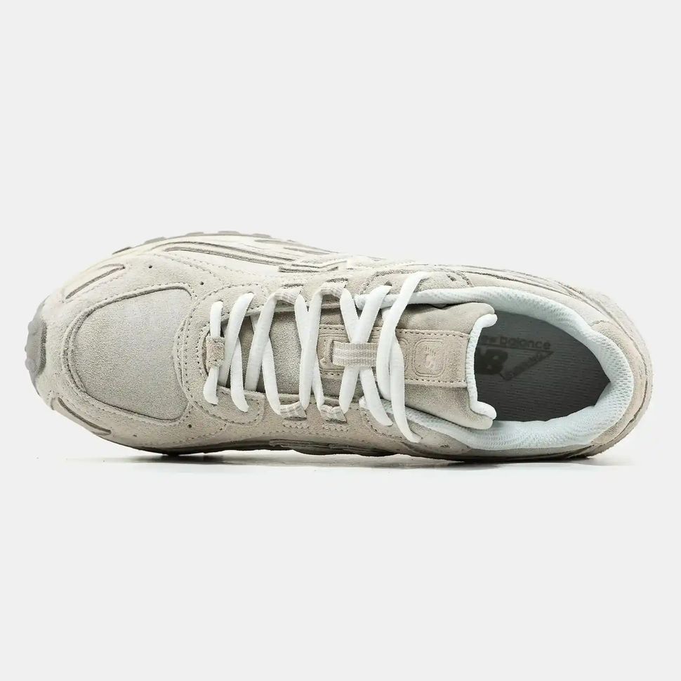 New Balance 204L Sand Suede
